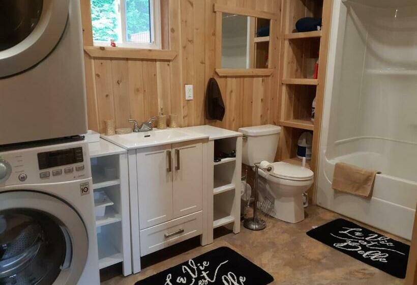 Big Axe Bed & Breakfast