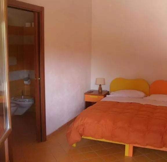 ホテル Agriturismo Usurtala