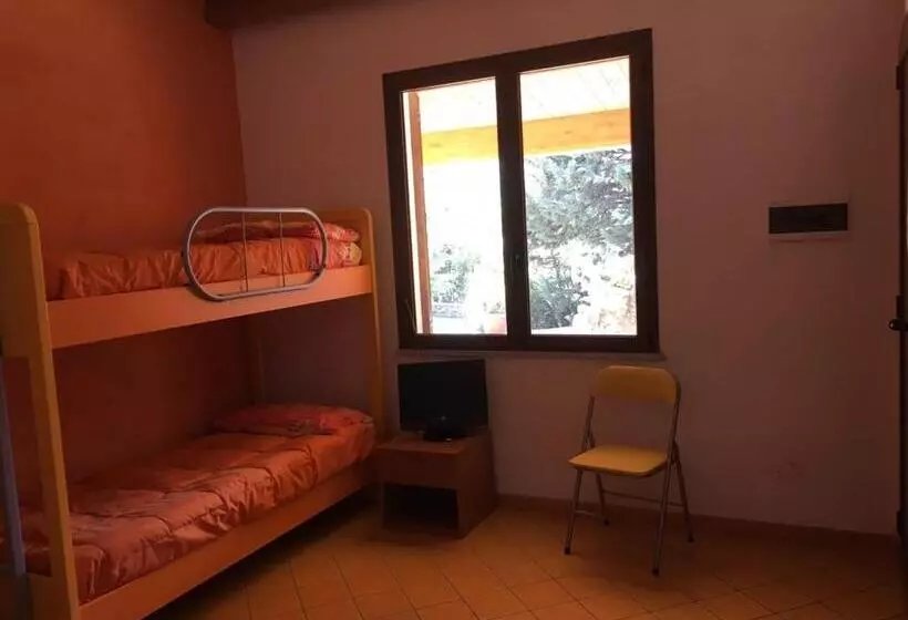 ホテル Agriturismo Usurtala
