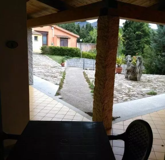ホテル Agriturismo Usurtala
