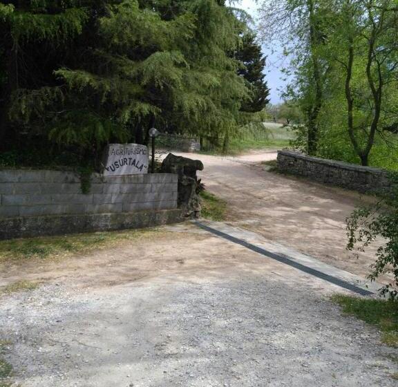 בית מלון כפרי Agriturismo Usurtala