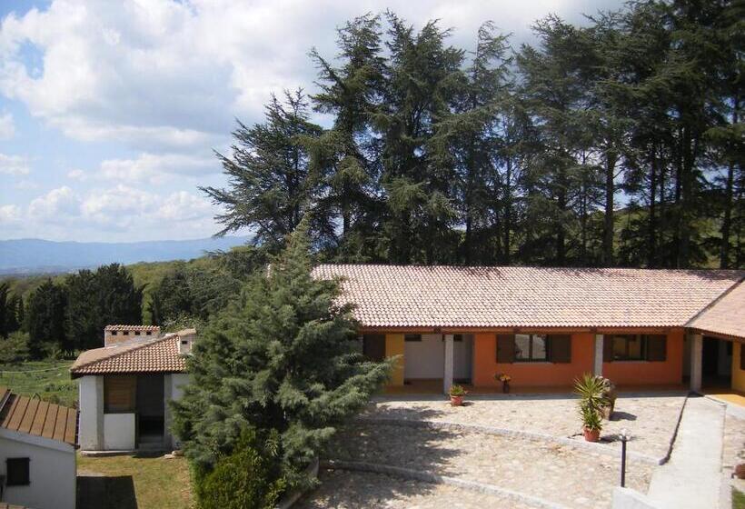 בית מלון כפרי Agriturismo Usurtala