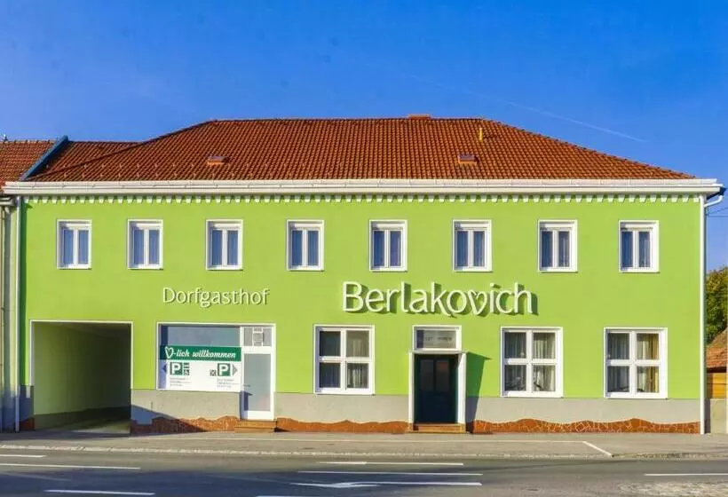 Hotelli Dorfgasthof Berlakovich
