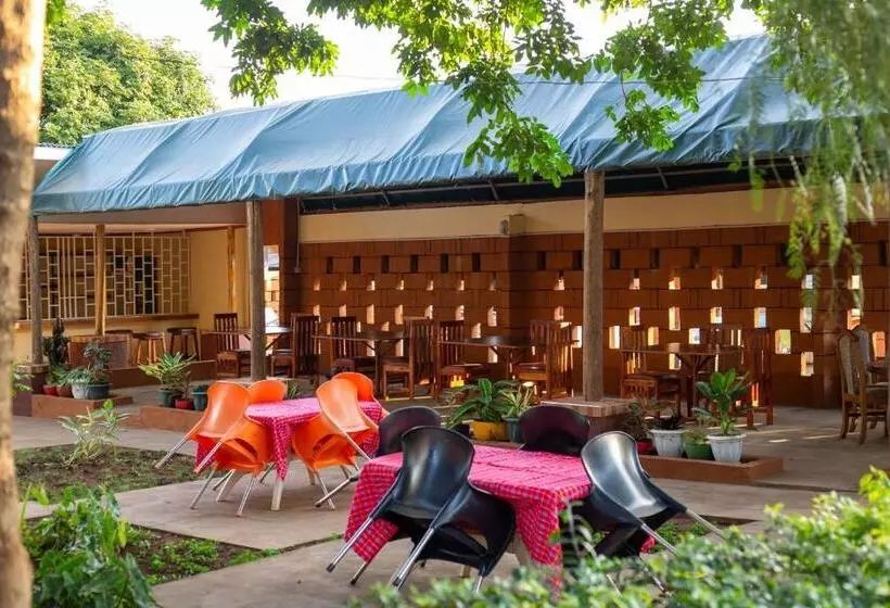 Hotelli Kilimanjaro Snow Peak