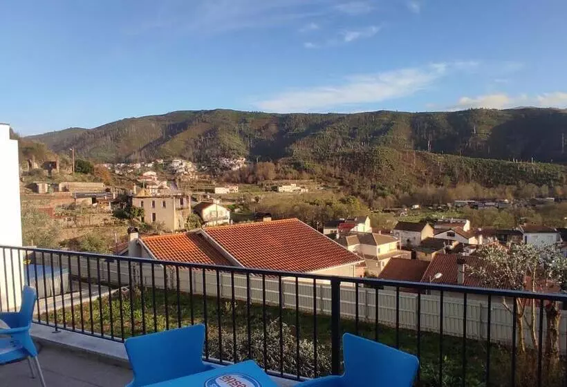 Hotelli Olhar Sobre O Alva   Turismo Rural E Sabores