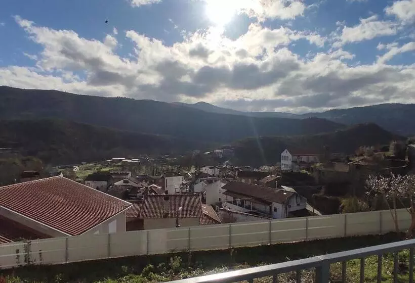 Hotelli Olhar Sobre O Alva   Turismo Rural E Sabores