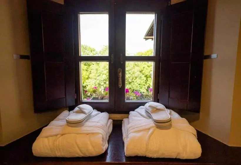 Hotelli Palacio De Luko