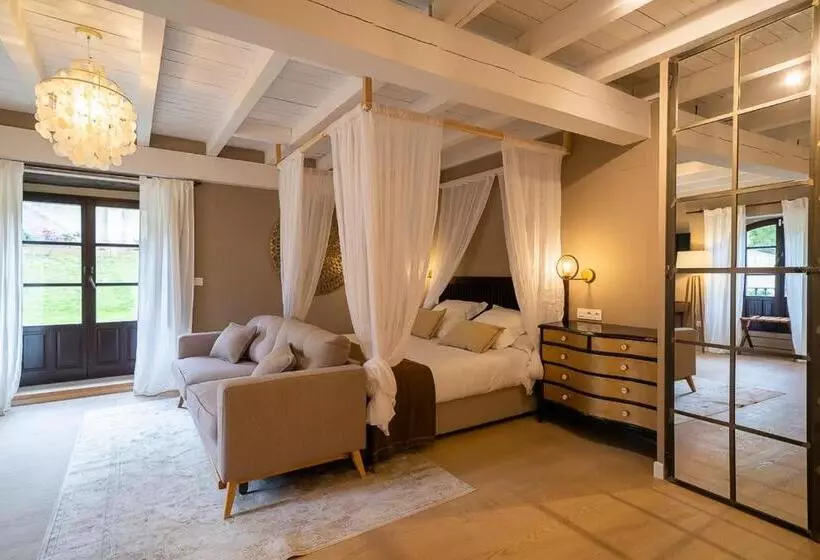 Hotelli Palacio De Luko