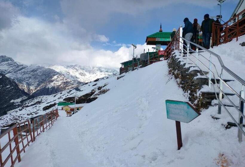 Moon Hotel Tungnath