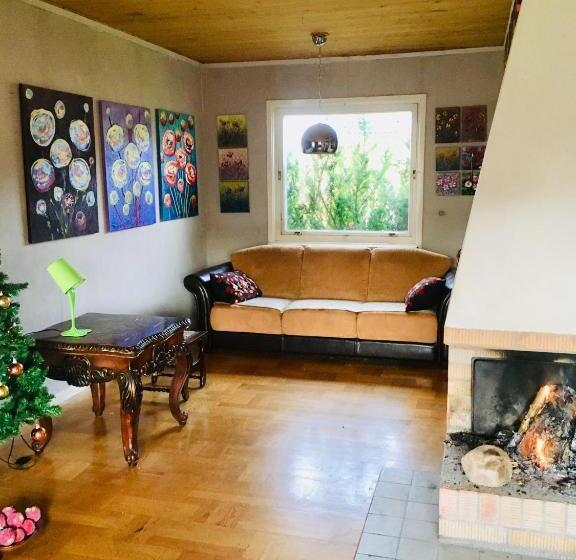 بنسيون Arthome Småland