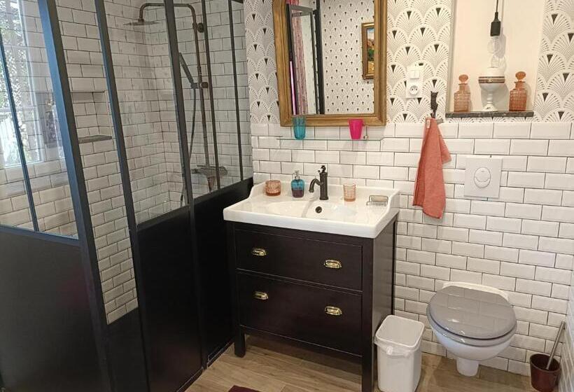 פנסיון Avenue Du Château