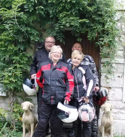 ペンション Avenue Du Château