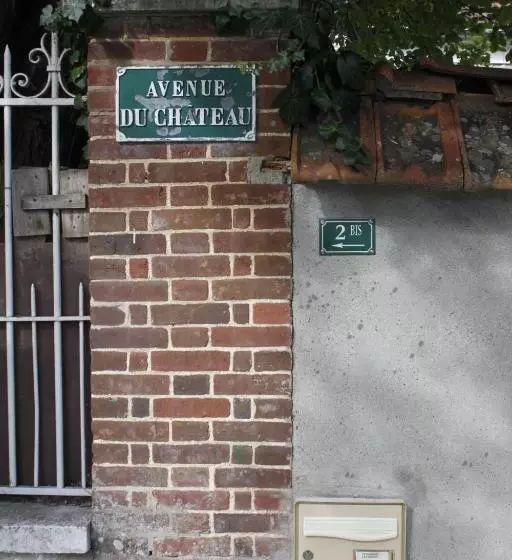 ペンション Avenue Du Château