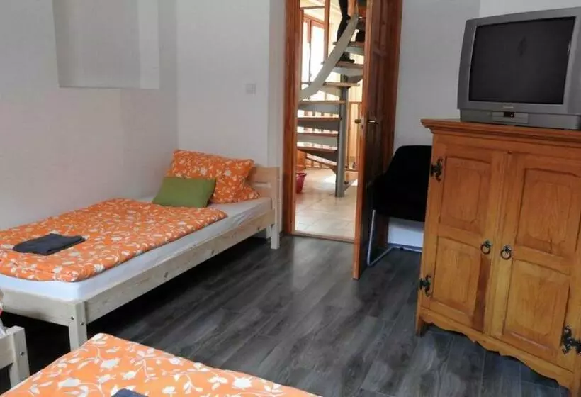 Majatalo Barackos Vendégház Bár