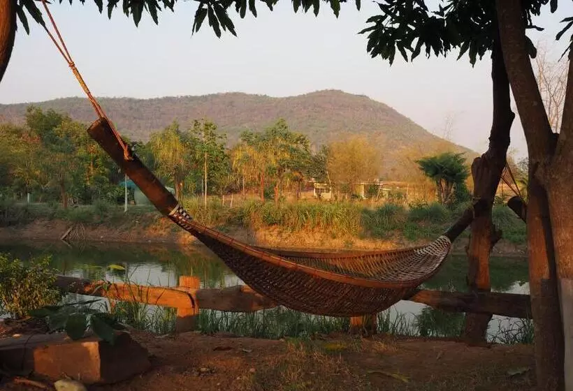 Majatalo Chomduen Phu Kao Resort