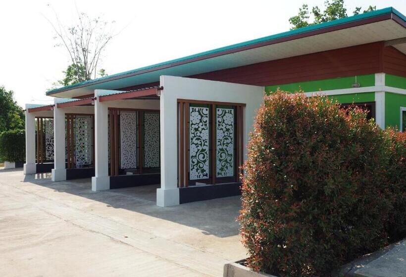 펜션 Chomduen Phu Kao Resort