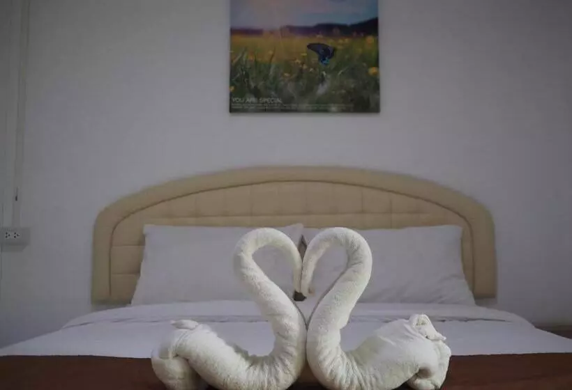 Majatalo Chomduen Phu Kao Resort