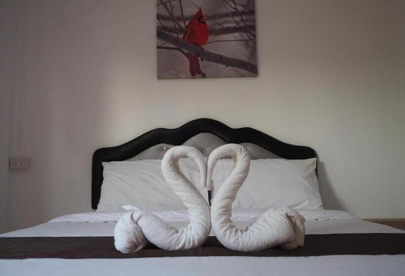 펜션 Chomduen Phu Kao Resort