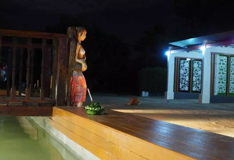 Majatalo Chomduen Phu Kao Resort