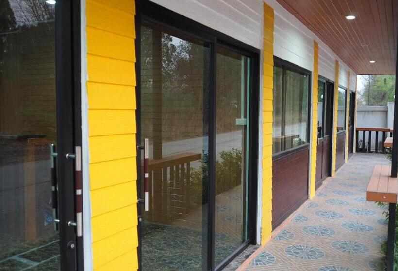 펜션 Chomduen Phu Kao Resort