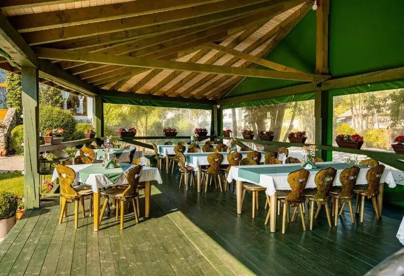 ペンション Conacul Secuiesc Székelykő Kúria