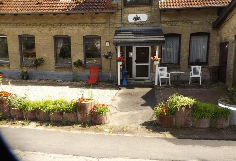 Пансион Gästehaus Hahnenkrug