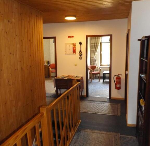 Пансион Gästehaus Hahnenkrug