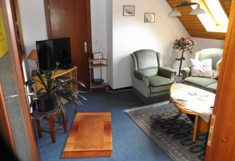 Пансион Gästehaus Hahnenkrug