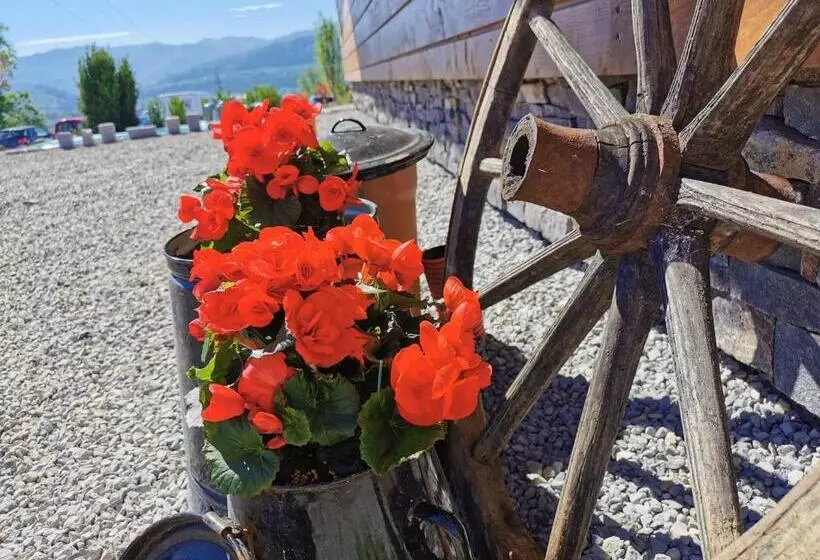 Majatalo Koliba Na Vršku