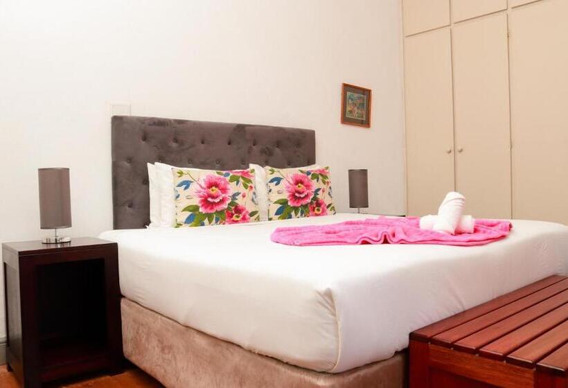 펜션 The Sunbird Guesthouse