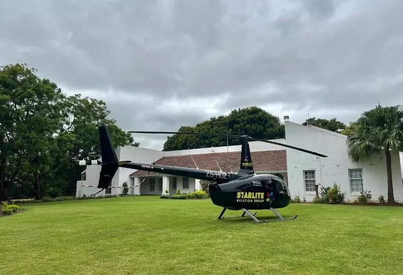 Majatalo The Sunbird Guesthouse