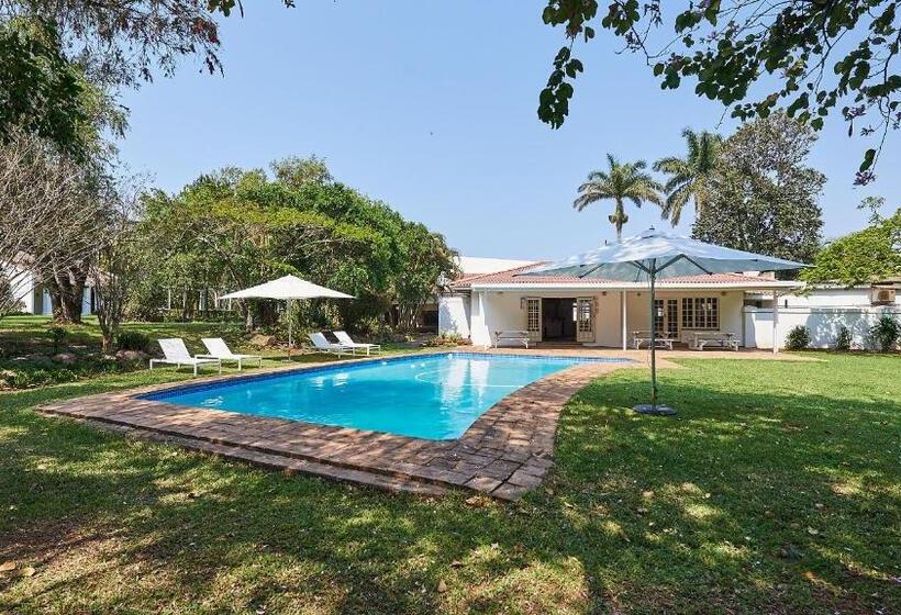 펜션 The Sunbird Guesthouse