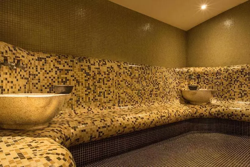 Studio By Mountain Lakes