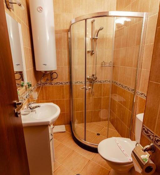 Studio By Mountain Lakes