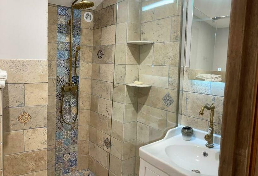 مبيت وإفطار Domaine De Combe Beluze