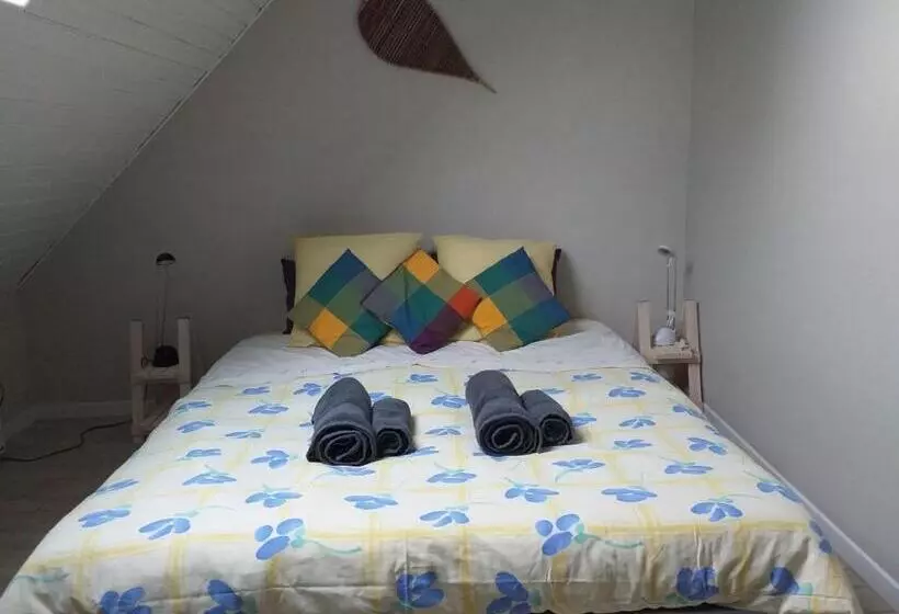 ベッドアンドブレックファースト La Chambre Lomen