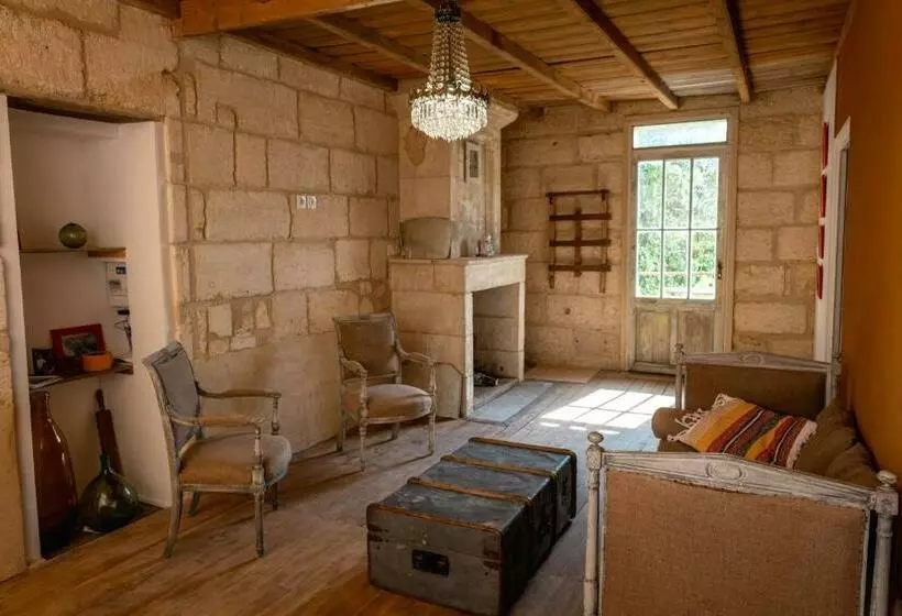 Aamiaismajoitus (B&B) Suite Campagnarde Près Bordeaux, Vue Sur Les Vignes Au Château Camponac
