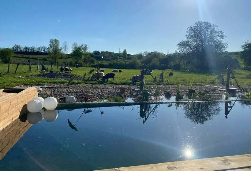 Aamiaismajoitus (B&B) Suite Campagnarde Près Bordeaux, Vue Sur Les Vignes Au Château Camponac