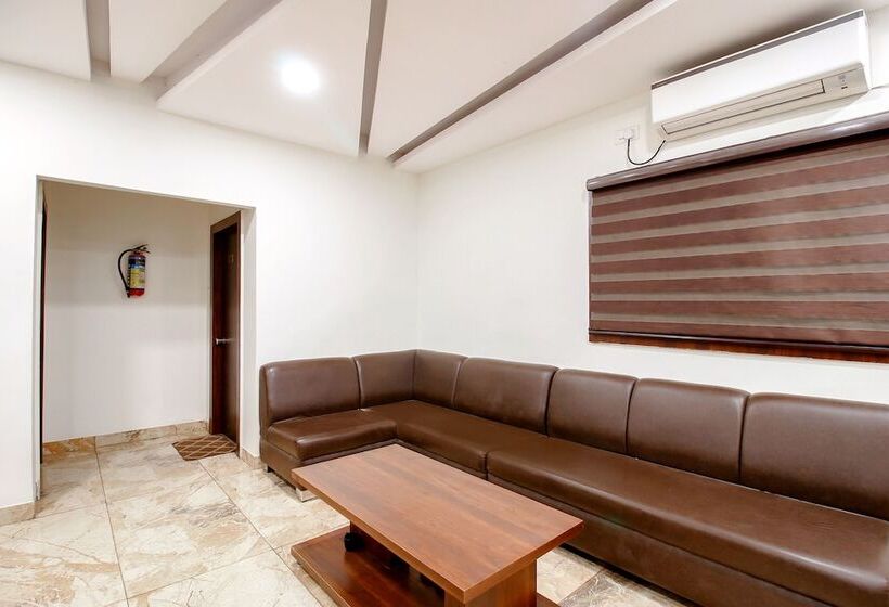 酒店 Fabexpress Yuvan