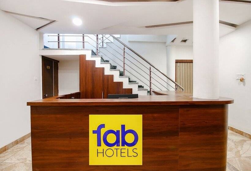 酒店 Fabexpress Yuvan