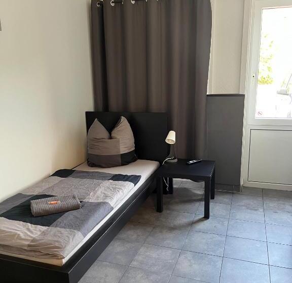 פנסיון Zimmervermietung Allstedt