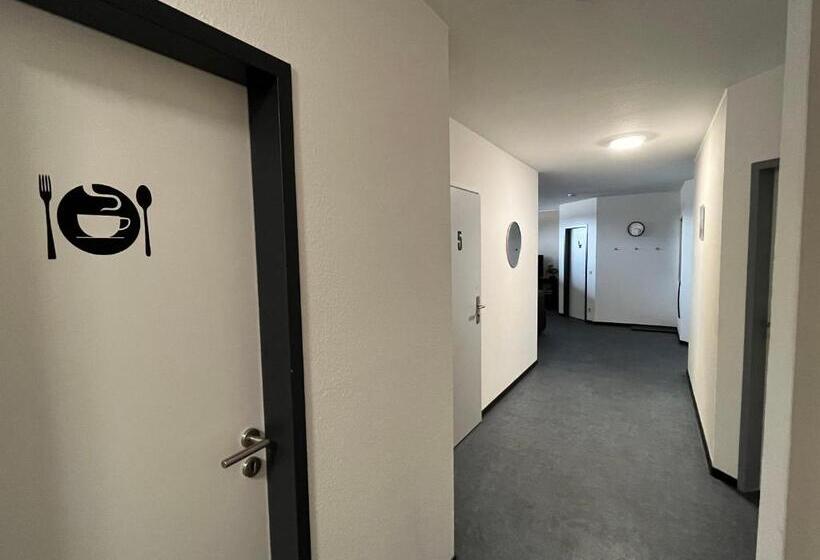 פנסיון Zimmervermietung Allstedt