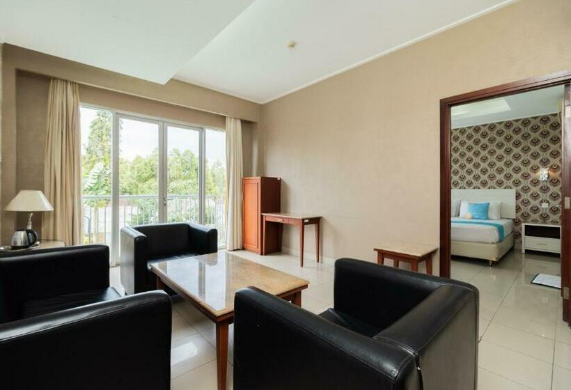 Sans Hotel Bogor Indah Nirwana Puncak