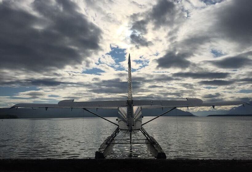 בית מלון כפרי Alaska S Gold Creek Lodge