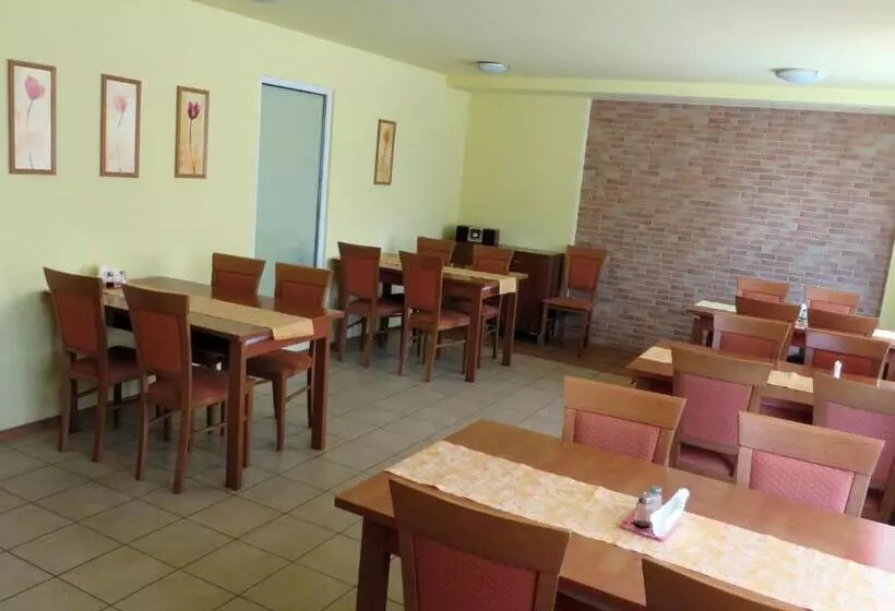 Hotelli City Apartments Protos