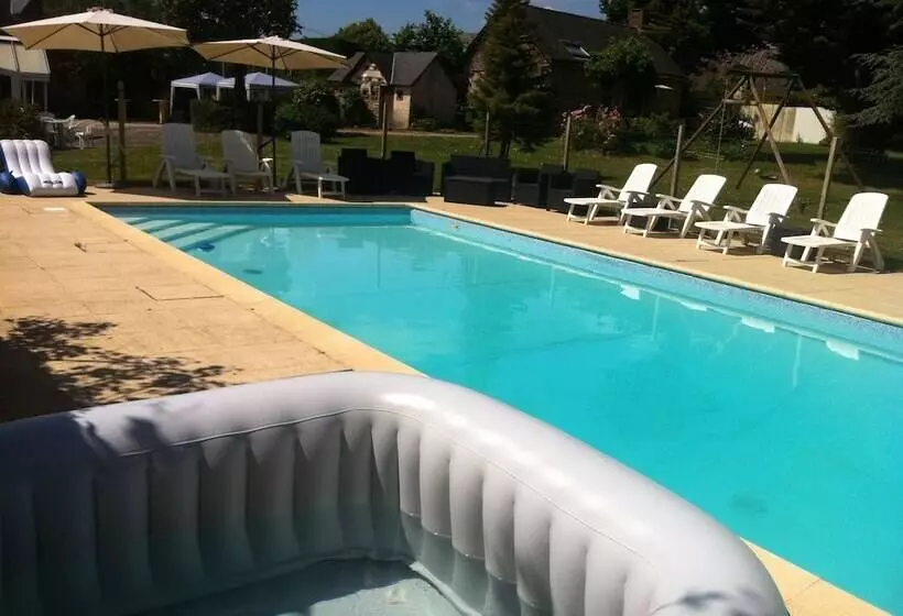 Hotelli Le Relais Du Soir