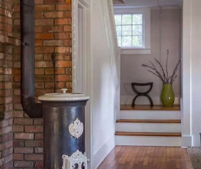 Hotelli North Fork Guest House