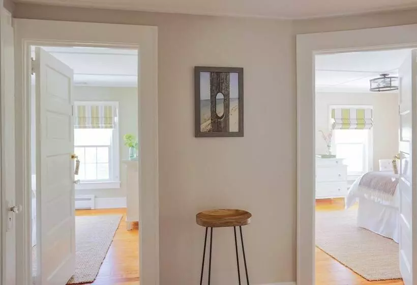 Hotelli North Fork Guest House