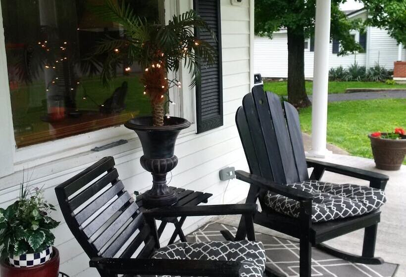 Hotel The Gate House