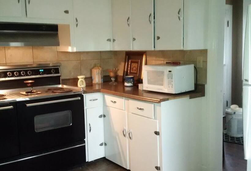 Hotel The Gate House